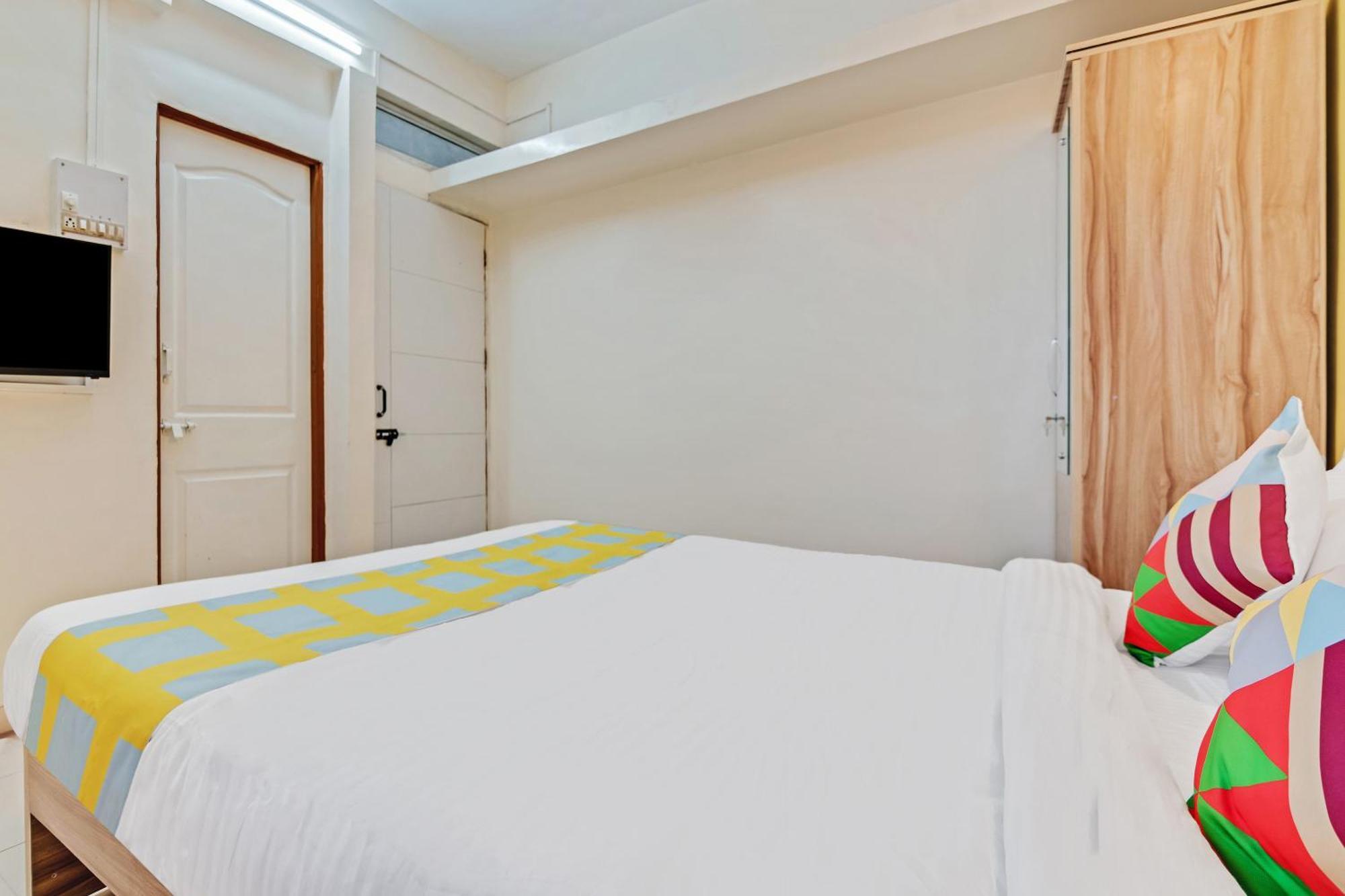 Super Hotel O Saraswati Niwas Vadgaon Budruk ปูเน่ ภายนอก รูปภาพ