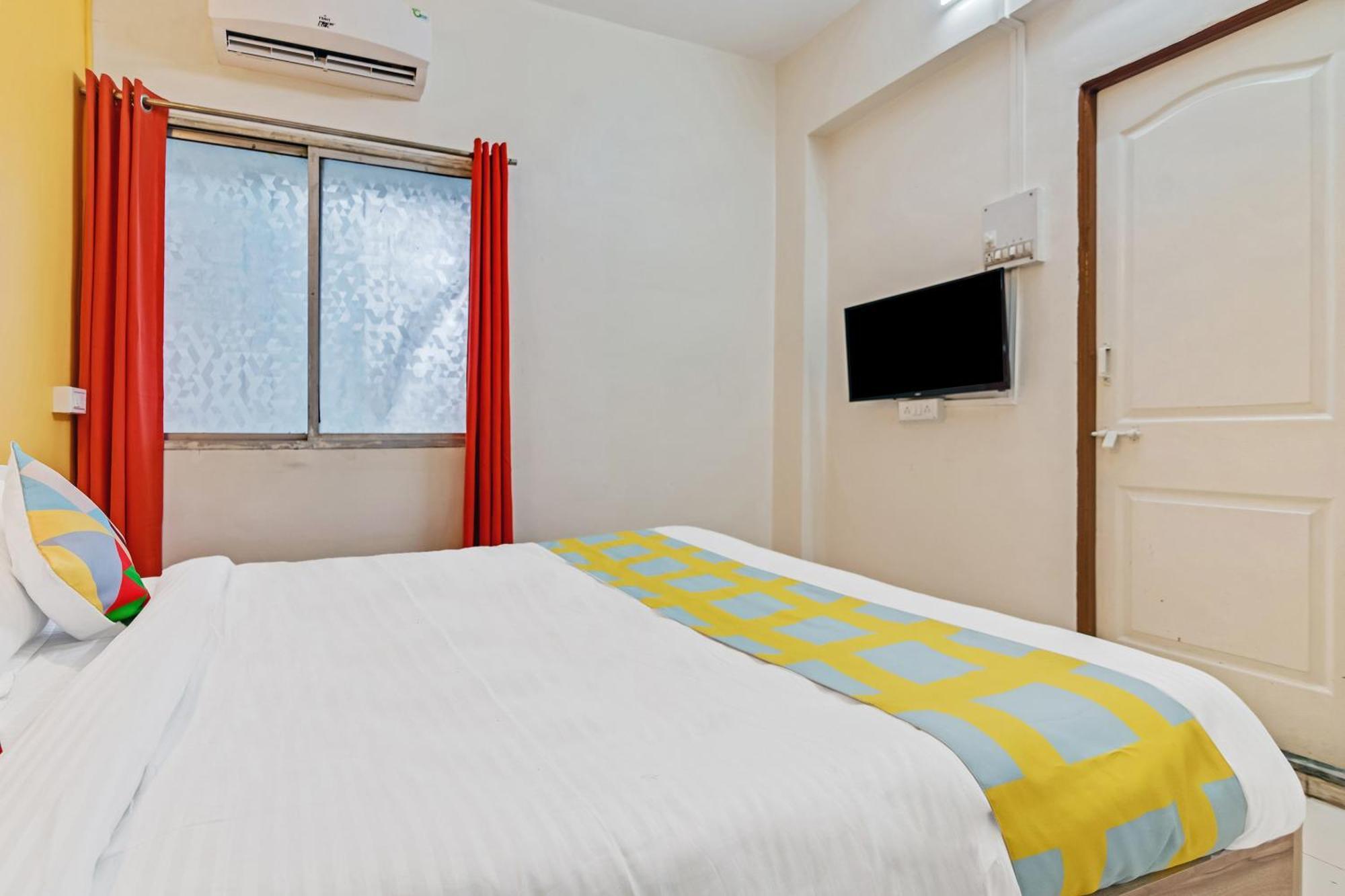 Super Hotel O Saraswati Niwas Vadgaon Budruk ปูเน่ ภายนอก รูปภาพ